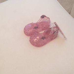 Old navy jelly shoes